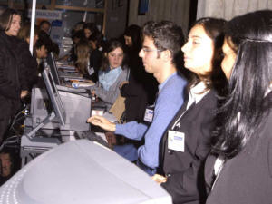 Immagine del personale alla Reception di Handimatica